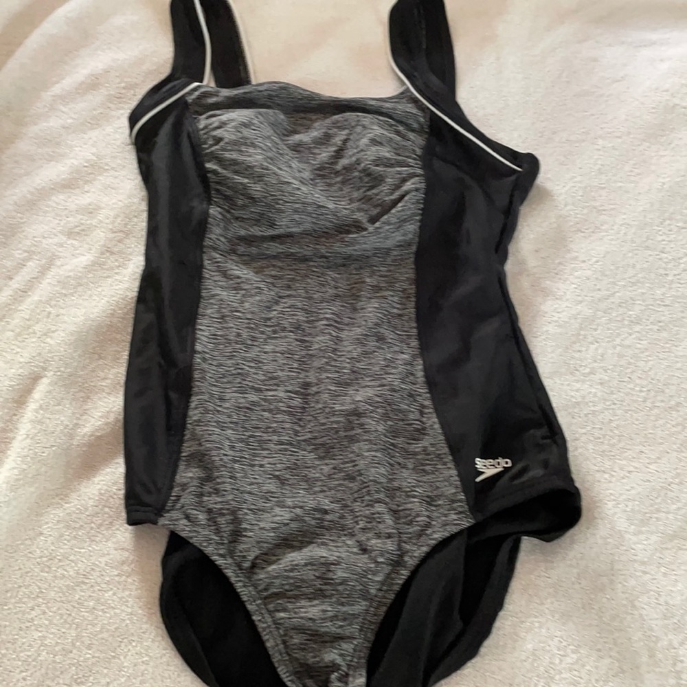 Speedo Bathing Suit EUC